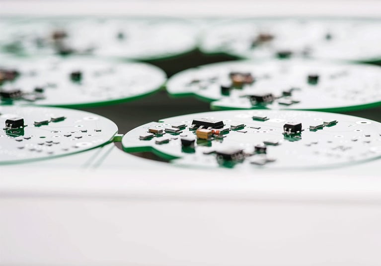 Wie entstehen die technischen Daten unserer Signalgeräte?